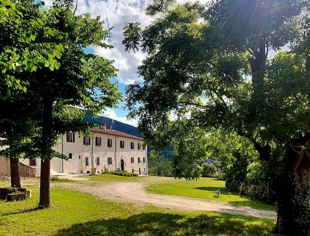 Bed and Breakfast Palazzo Palitti Roio Exterior foto