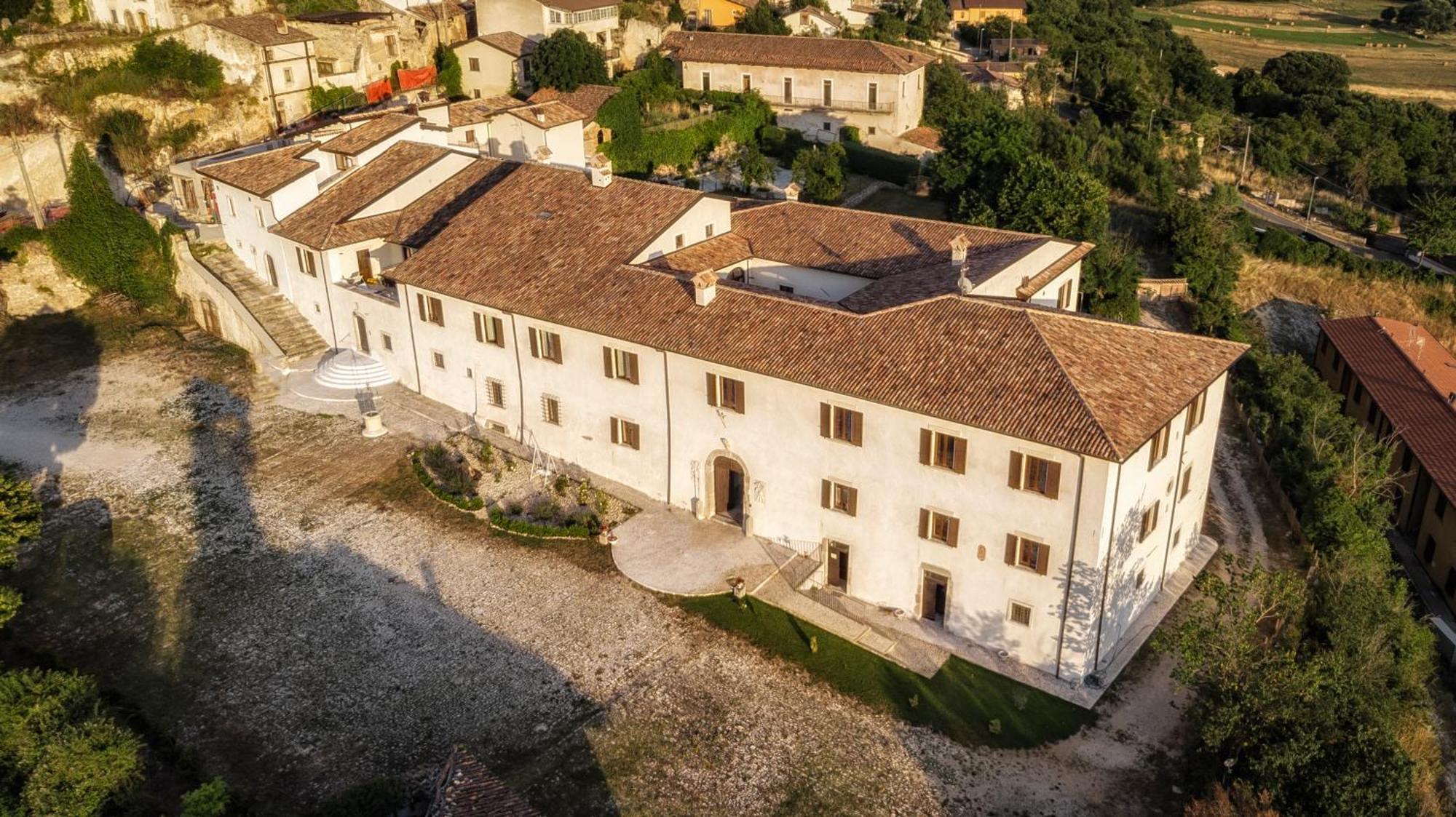 Bed and Breakfast Palazzo Palitti Roio Exterior foto